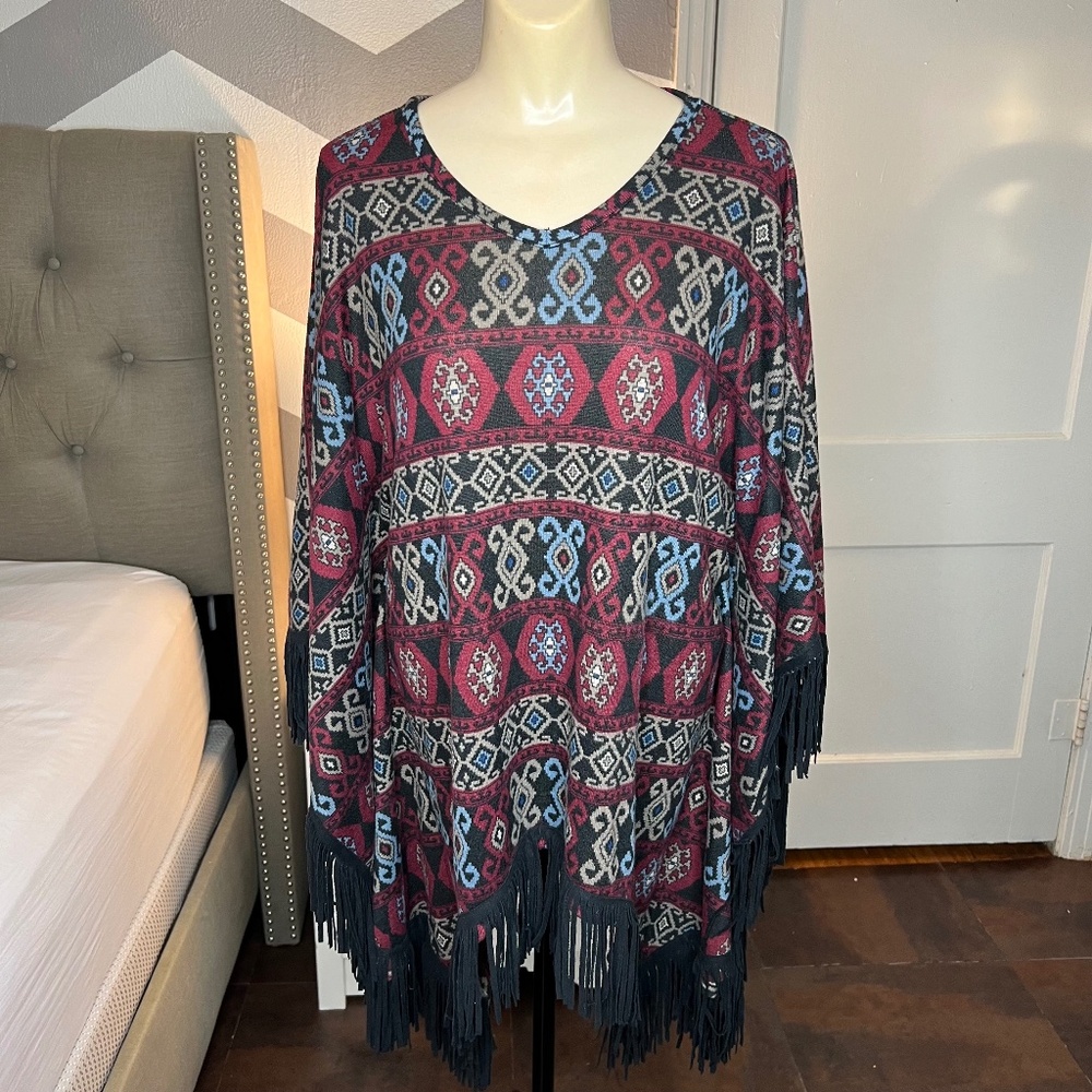Double D Ranch Aztec Fringe Western Poncho, Burgundy, Black